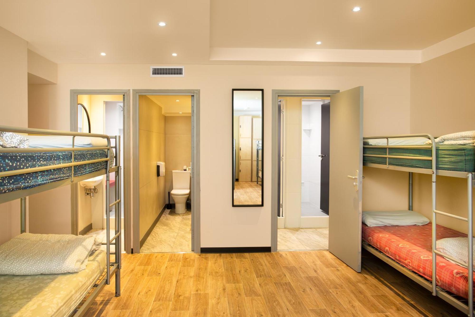 Single Bed in 12-Bed Female Dormitory Room,1571290448:JPEG